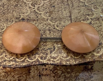 Vintage Butterscotch Toned Tie Pin