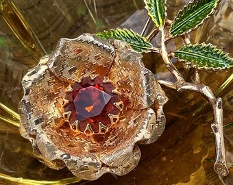 Vintage Sarah Coventry Brooch from the 1970s