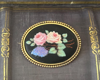 Vintage Estate Viictorian Hand Painted Floran Rose Pin.ctorian Hand Painted Floral Rose Brooch