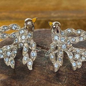Sweet Vintage Bird Rhinestone Screw Back Earrings