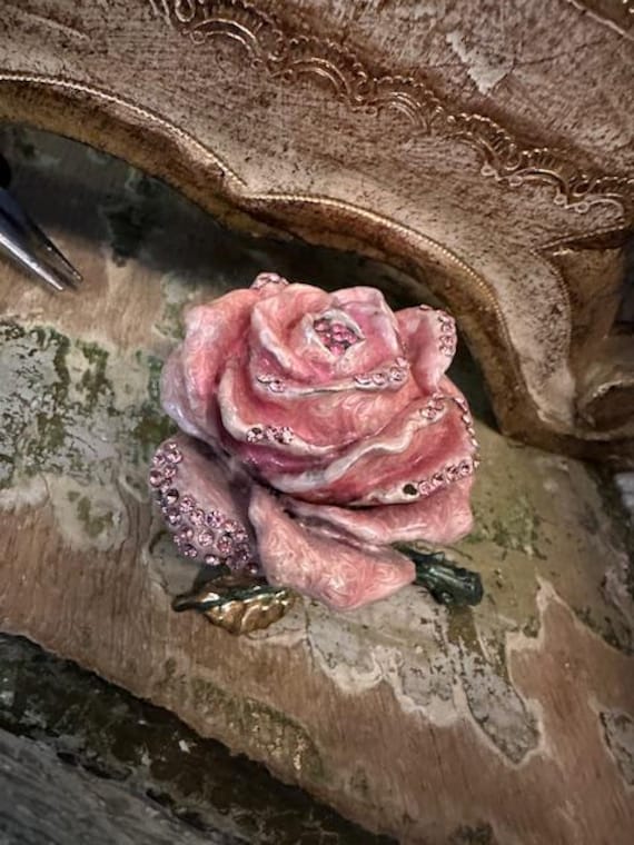 Trinket Floral Container
