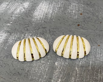 Vintage white and gold Bluette shoe clips