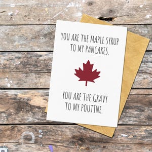 Thème du Canada, je t'aime, carte de voeux pour un anniversaire, carte drôle pour montrer son appréciation, jolie carte de voeux pour conjoint, sauce et poutine
