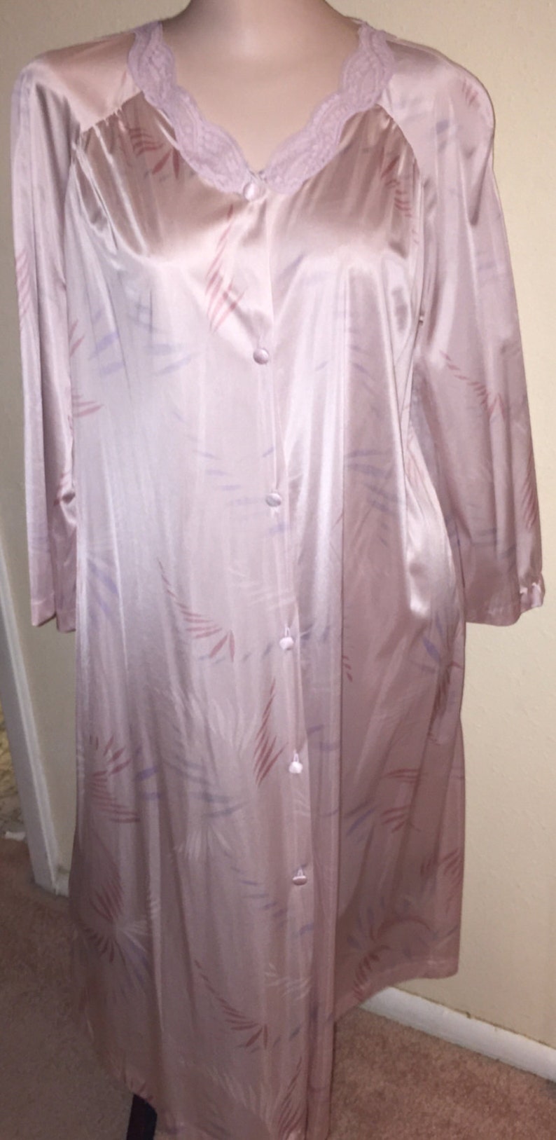 Vintage Vanity Fair pink nylon button up robe Sz S M