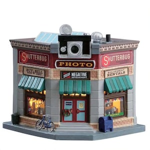Lemax SHUTTERBUG PHOTO SHOP # 75215 Christmas Village Building Retired New