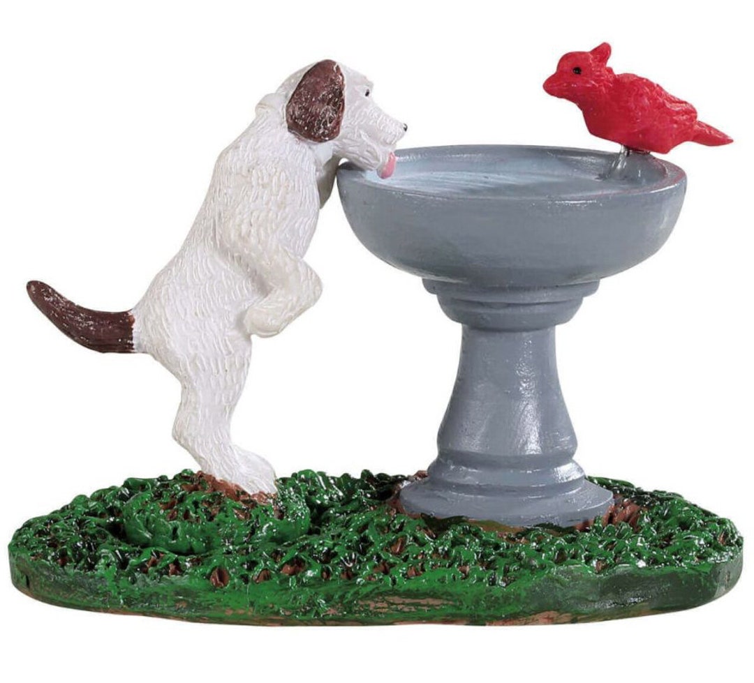 Lemax BIRD BATH DOG Fountain 94535 Christmas Village Accessories Figurine 2019 New Retail