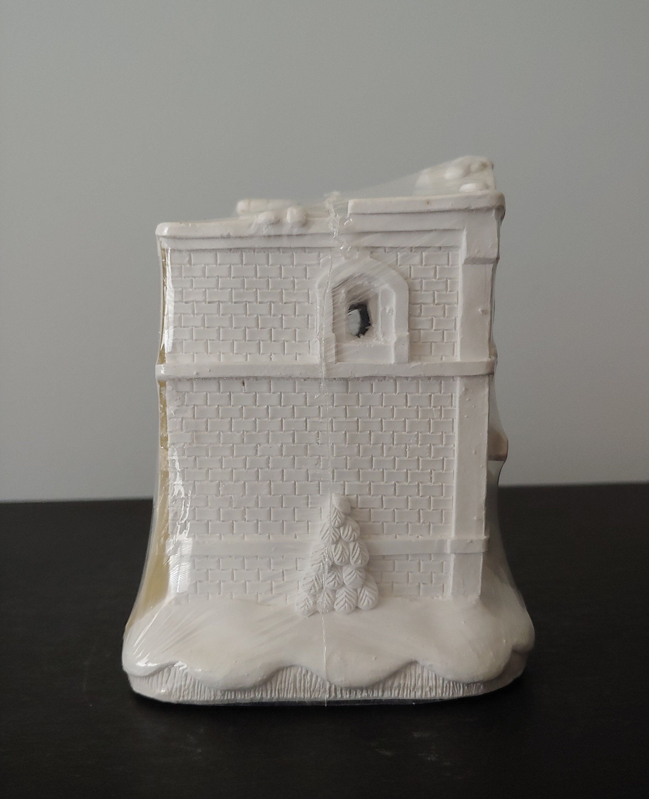 California Creations Winsor Antiques 97413 – Village à Peindre – Scellé Neuf