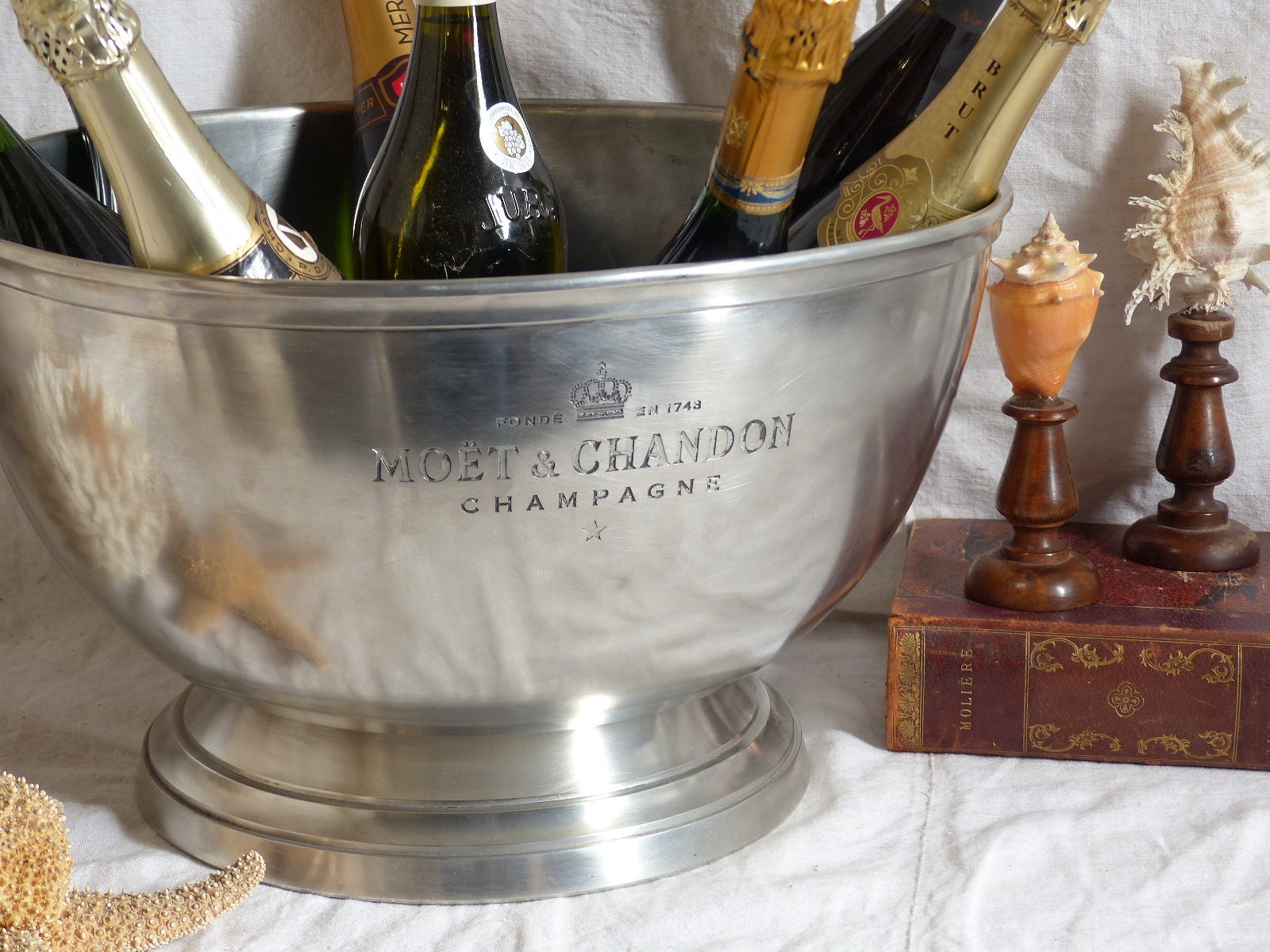 Rare Taille Géante Français Baignoire à Champagne en Étain Vintage Moet & Chandon. Seau de Huit Bout