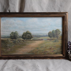 Pintura al óleo de paisaje francés antiguo enmarcado. Campo de cultivo abierto Camino de tierra campestre francés bucólico Firmado con fecha de 1937 Flores silvestres Romántico
