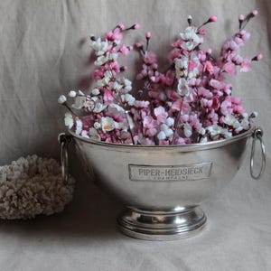 Large antique french Piper Heidsieck silver plated champagne tub. 5-6 bottle champagne bucket. French ice bucket. Footed champagne bassin