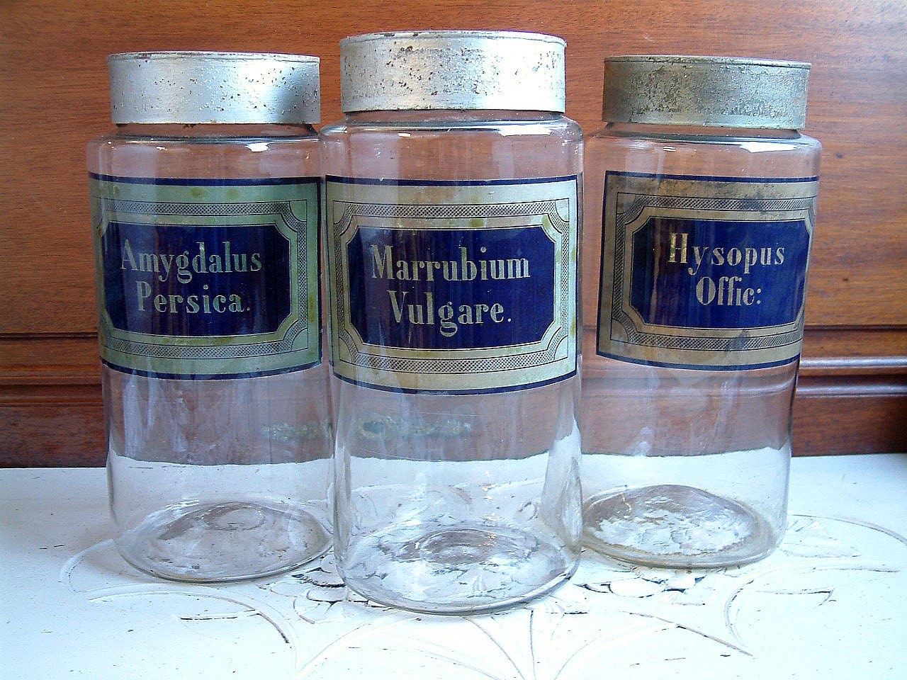 Un Très Grand Pot de Pharmacie en Verre Antique Français. Verre Soufflé à La Main. Bouche. Bouteille