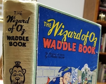 Rare vintage copy of 1934 The Wizard of Oz Waddle Book