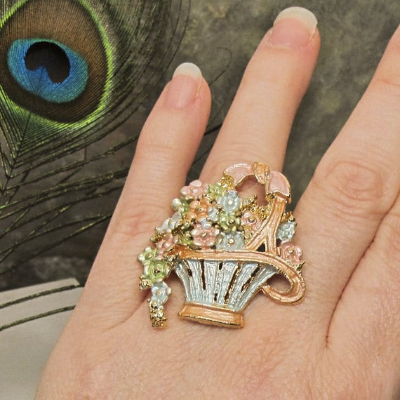 Large flower cocktail rings deals
