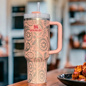 40 oz Tumbler Engraved w/Paisley Design