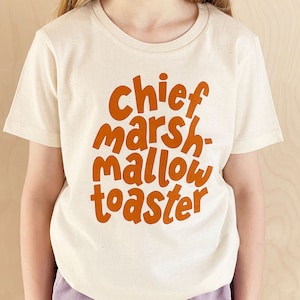 T-shirt pour enfant Grille-pain aux guimauves en chef - Tache naturelle - T-shirt à slogan amusant - T-shirt pour les vacances - T-shirt pour fille - T-shirt pour garçon - T-shirt d'été
