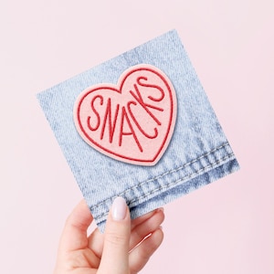 Snacks Embroidered Patch - Embroidered Iron-On Patches - Patch - Iron on Patch - Iron On Sew On Patches - Appliqués Badge - Love Snacks