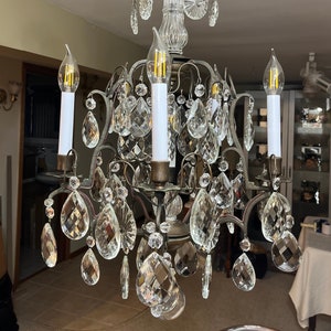 Rock on sale crystal chandelier