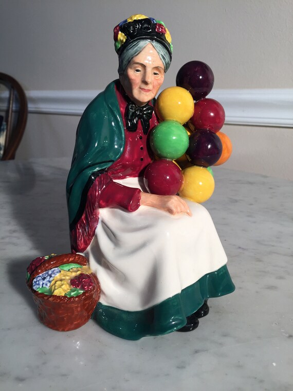 7 by 6 Royal Doulton Figurine The Old Balloon Seller H.N.1315 1970s 7 by 6 Royal Doulton Figurine The Old Balloon Seller H.N.1315 1970s