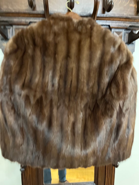 Vintage Genuine Unsigned Brown Mink Fur Shawl - image 2