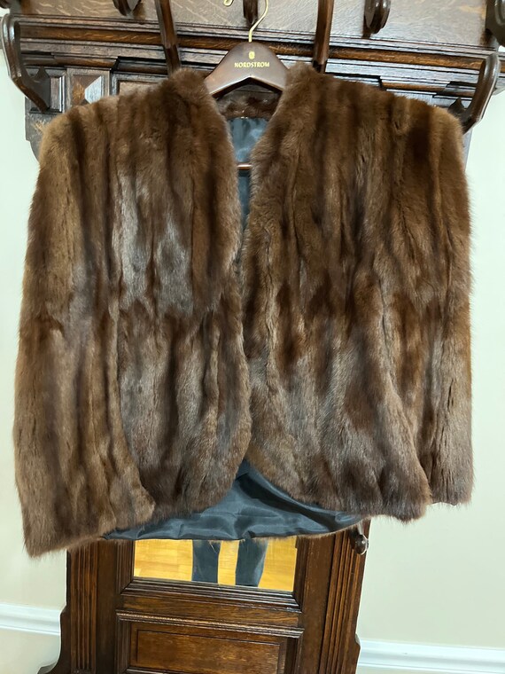 Vintage Genuine Unsigned Brown Mink Fur Shawl - image 1