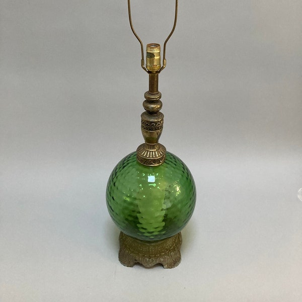 vintage mid century modern Hollywood Regency Empoli green glass globe table lamp