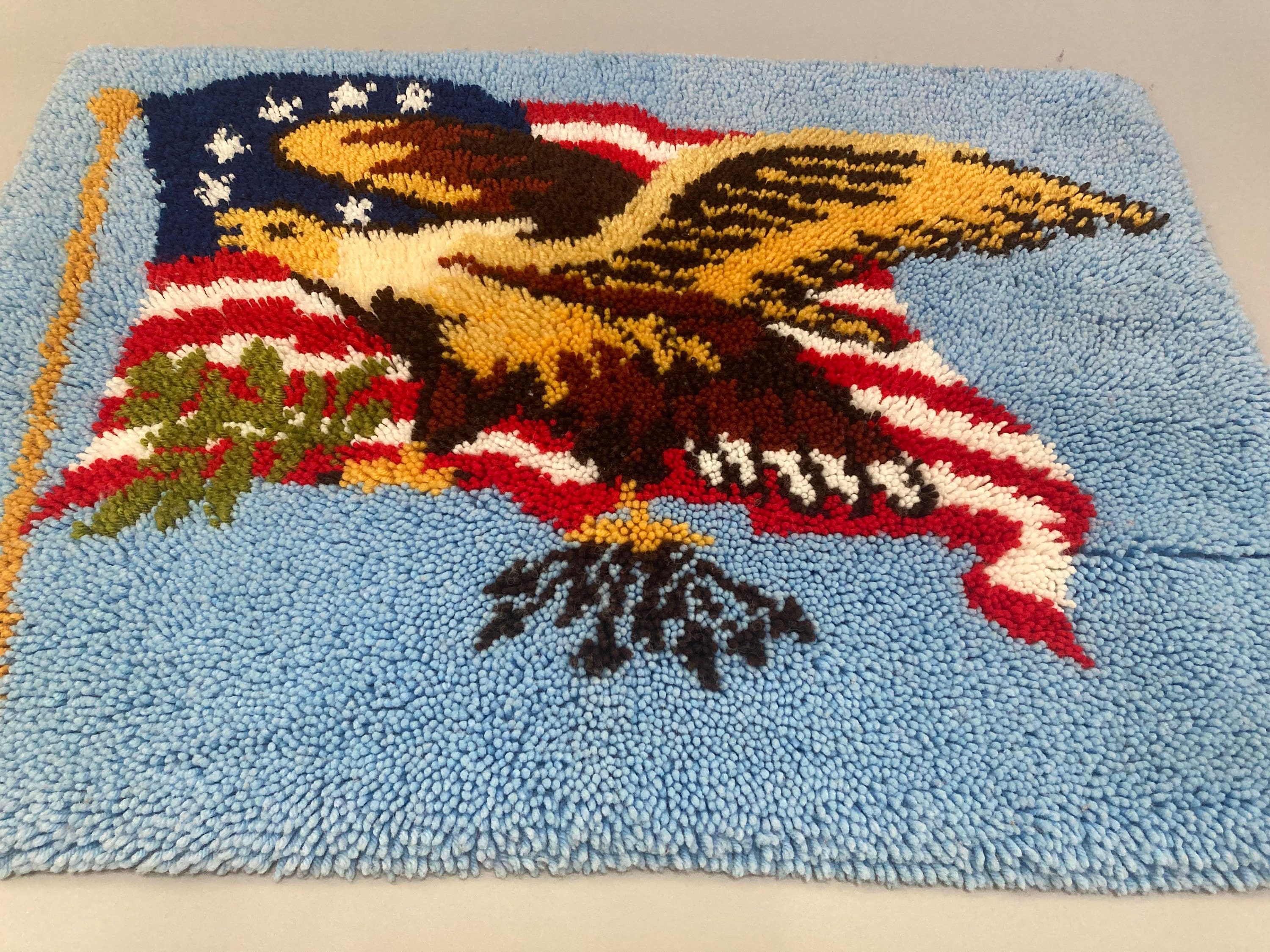 Kit Tapis Bernat 1812 Aigle – Laine, 37x59 Pouces, Patriotique USA 1974