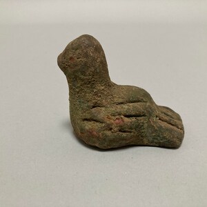 antique vintage stoneware bird figurine, primitive design