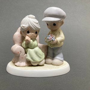 1997 Enesco Precious Moments &quot;Many Years of Blessing You&quot; collectible porcelain figurine