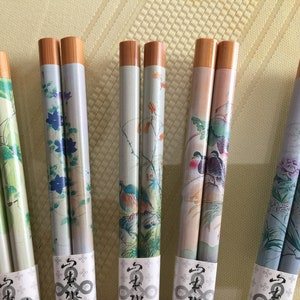 Japanese 5 Color Variation Quails & Flowers  Chopsticks  W/ Free Handmade Silk Holder