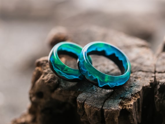 Resin Ring Secret Wood Glow Glow In The Dark Wood Rings 2025 - Main Image