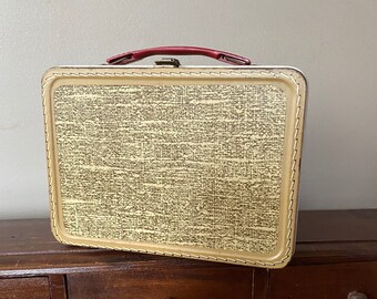 Vintage lunch box, burlap look metal with faux stitch all around.  Thermos brand.  Trendy pre- loved bit of nostalgia.