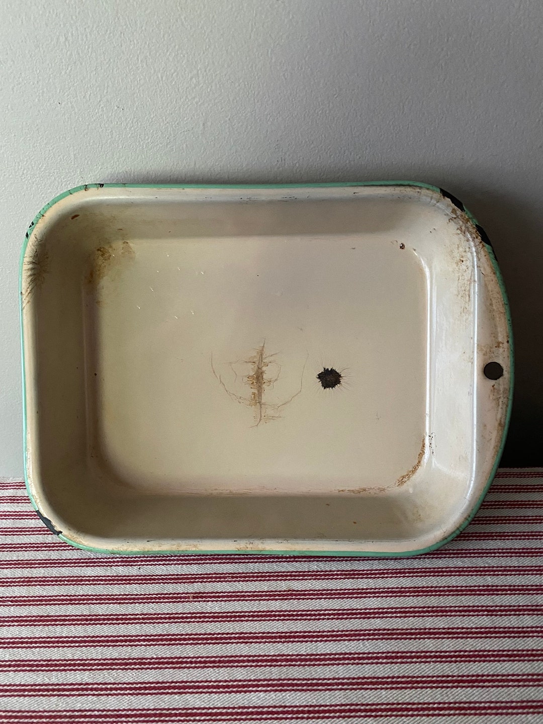 Vintage Enamelware Baking Pan. Battered and Shabby. Old Time Etsy