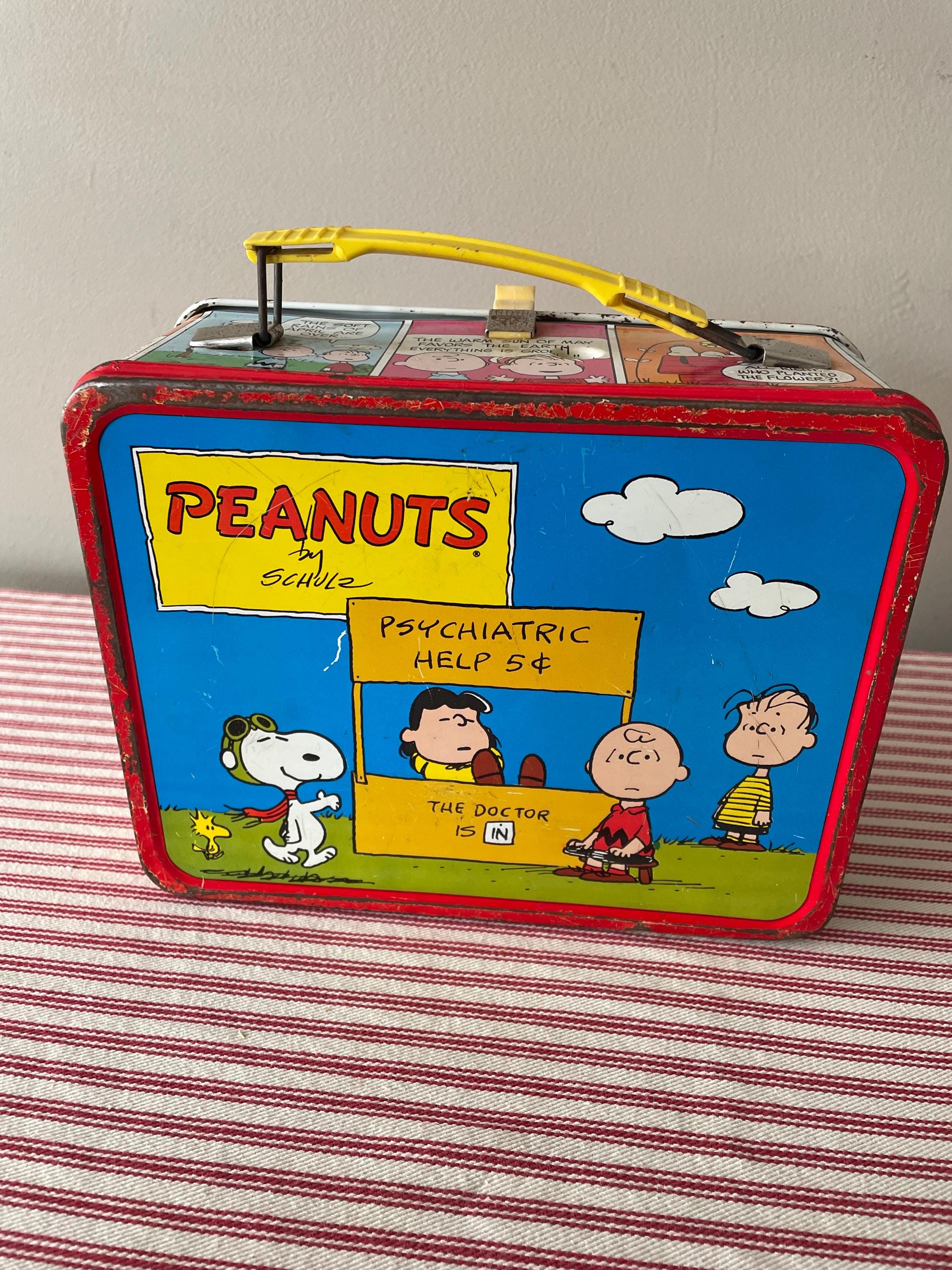 Vintage 1970's Peanuts Lunch Box, Collectible and Cute Classic