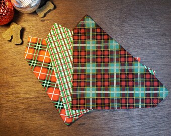 SALE! Christmas Plaid Dog Bandana (Over the Collar) - Plaid Bandana // Cat Bandana // Holiday Bandana // Slip on Bandana
