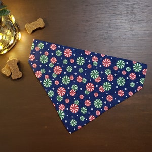Christmas Dog Bandana Personalized (Over the Collar) - Christmas Candies // Peppermints // Cat Bandana // Holiday Bandana // Slip on Bandana