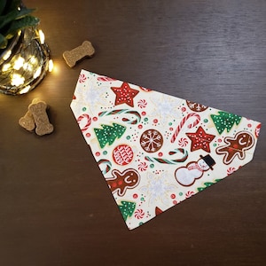 Christmas Dog Bandana (Over the Collar) - Christmas Cookies // Christmas Cat Bandana // Holiday Bandana // Slip on Bandana
