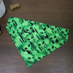 Green Alien Dog Bandana (Over the Collar) – Spooky Halloween Personalized Pet Accessory
