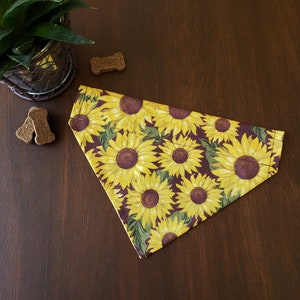 Sunflower Dog Bandana Personalized (Over the Collar) - Fall Bandana // Fall Cat Bandana // Sunflowers // Autumn Bandana //Gift for Pets