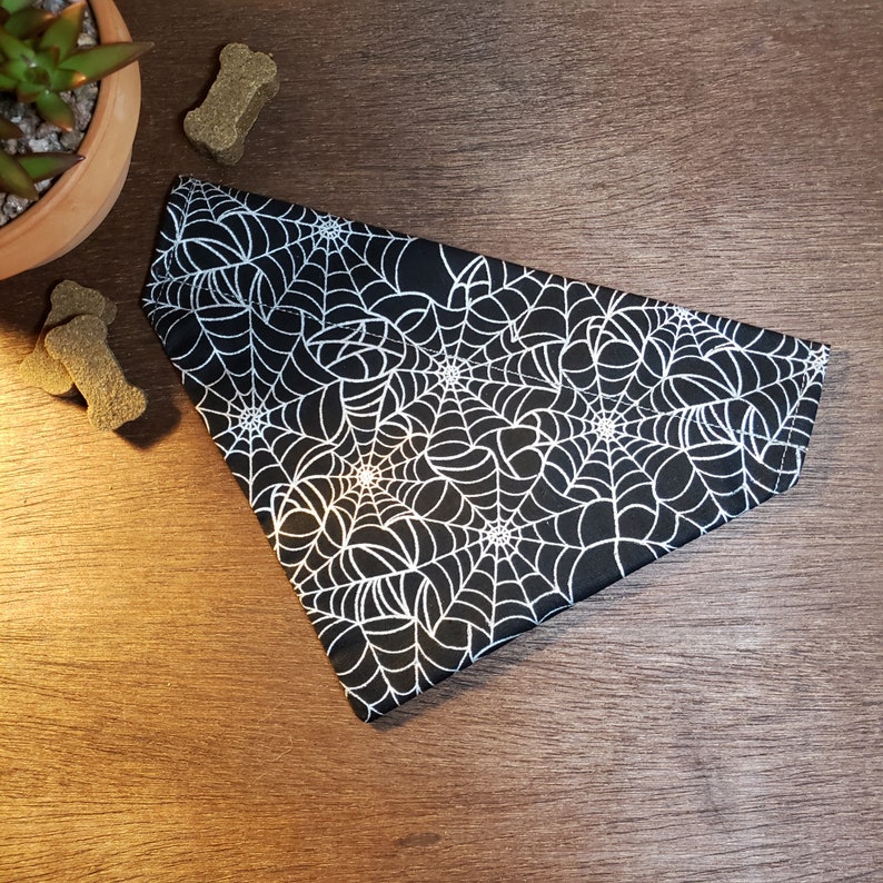 Over the Collar Spider Webs Gift for Pets Slip on Bandana Dog Cat Bandana - Halloween