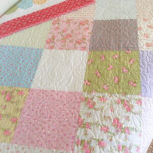 PAPER Pattern: Gumdrops Layer Cake Quilt image 3