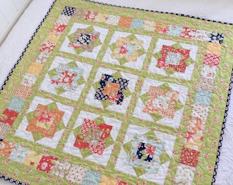 PAPER Pattern: Wallflowers (Charm Pack Quilt)