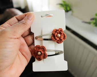 Set of 2 Crochet flower hairclips FOX