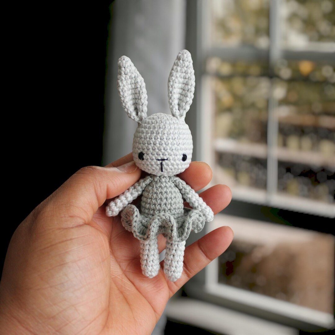 Min Crochet Rabbit Mini Crochet Bunny in Light Grey and Silver Grey - Etsy