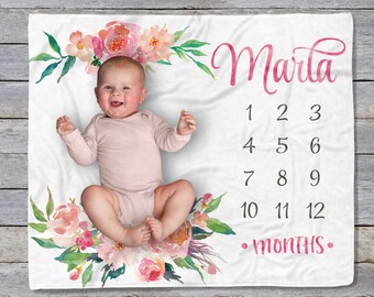 Personalized Floral Baby Milestone Blanket: Monthly Photo Prop