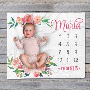 Personalized Floral Baby Milestone Blanket: Monthly Photo Prop