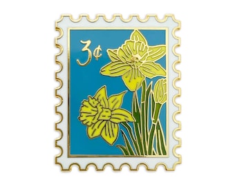 Daffodil (March) Birth Month Enamel Pin // birth month / enamel pin / hard enamel / floral pin / flower pin / plant lady pin / flower stamp
