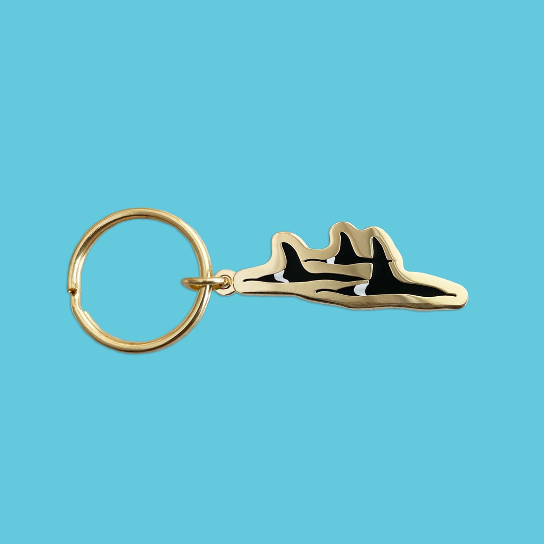 Orca Pod Enamel Keychain // Orcas / Whale Keychain / Killer Etsy