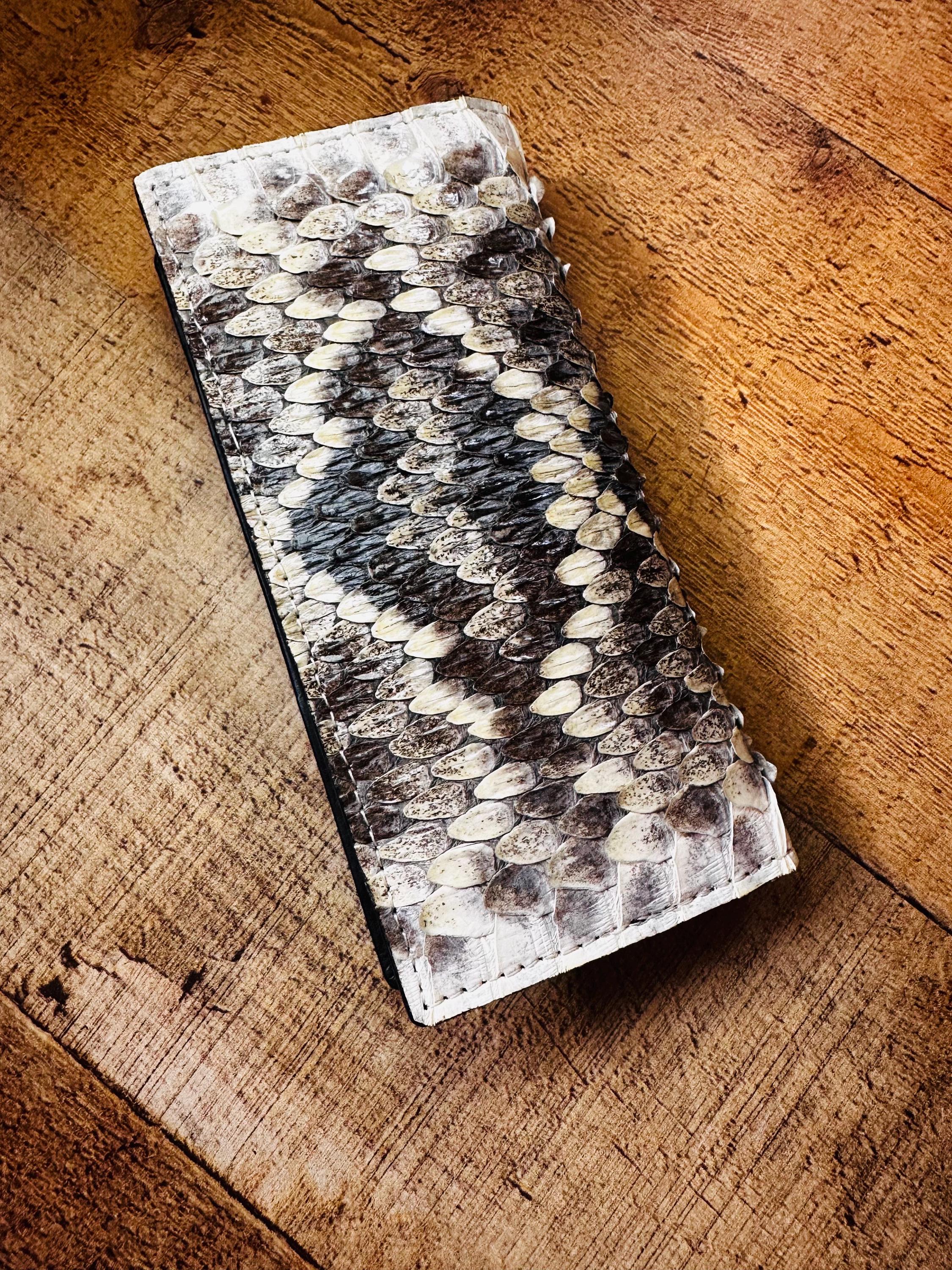 Genuine Eastern Diamondback Rattlesnake Checkbook Wallet, Cowhide ...