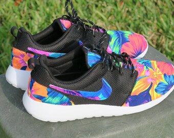Nike roshe run floral | Etsy Nike roshe run floral | Etsy
