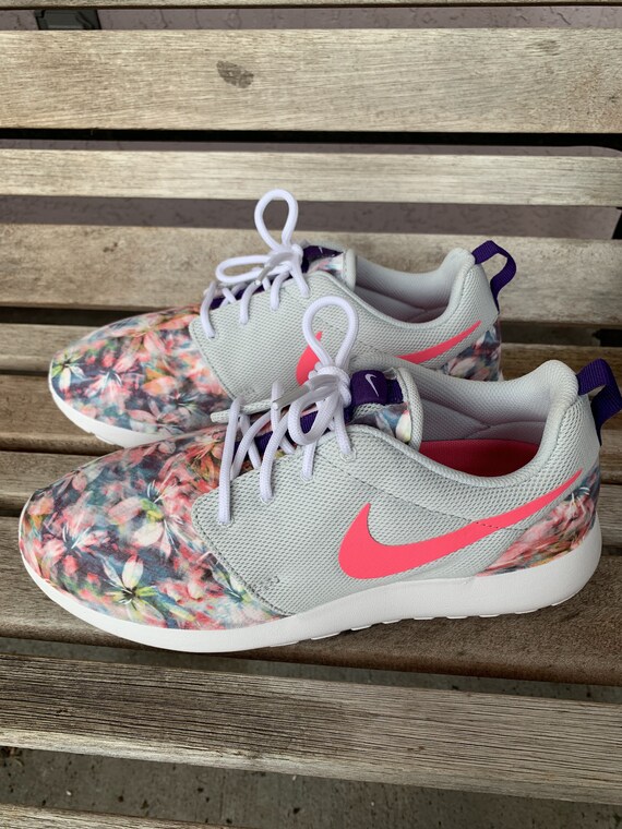pink roshes womens